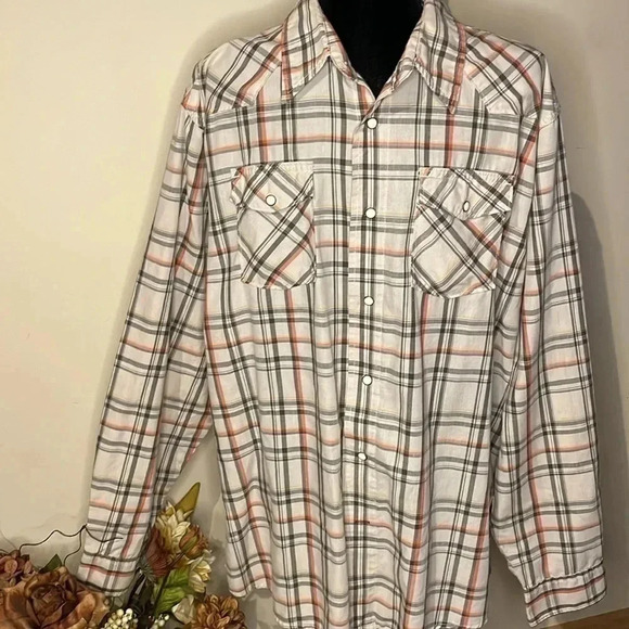 Wrangler Jeans Co. RED Western 2XL Pearl Snap Long-Sleeved Shirt - Picture 2 of 9